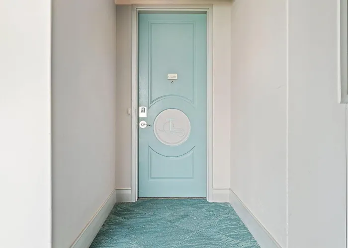 Turquoise C2206 *